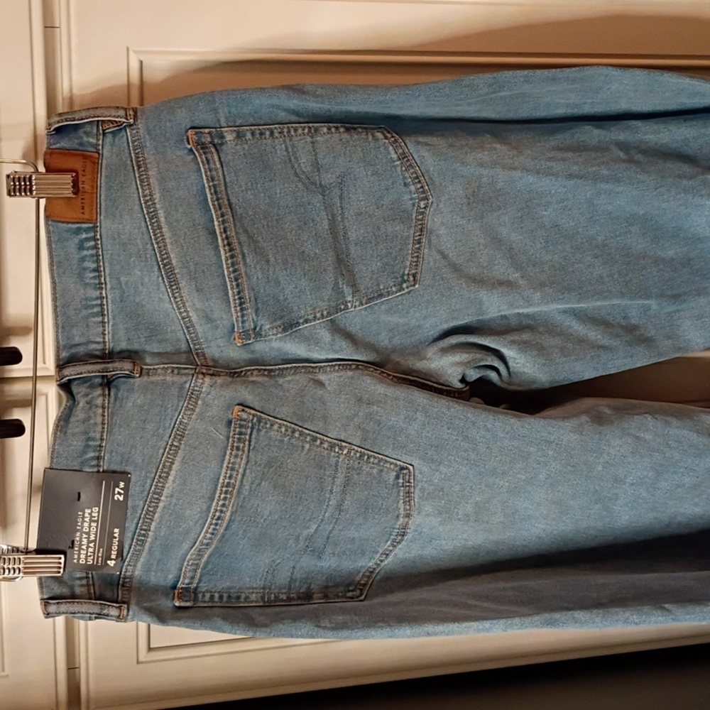 NWT American Eagle Outfitters Low Rise Patchwork Jeans Size 4 - Picture 5 of 6